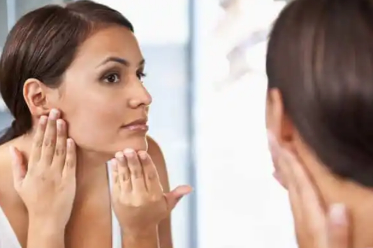 How To Lighten Dark Spots On Your Face