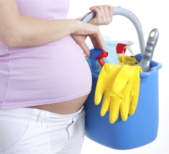 Housework Pregnant Women Should Avoid