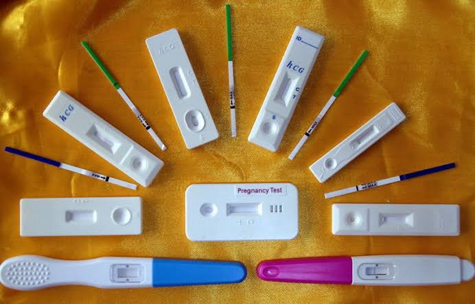 Calculation of ovulation by test strips