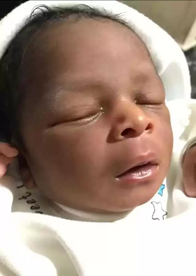 “God proved you wrong” – Nigerian woman pregnant with triplets drags mother-in-law who called her barren (Video)