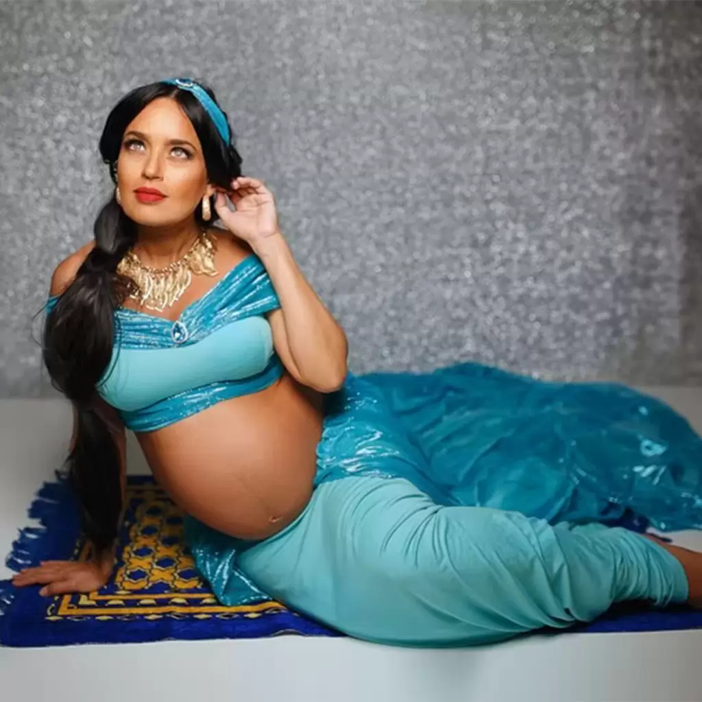 Enchanting Journeys: Unleashing the Disney Princess Within Expectant Mothers through Maternity Photography